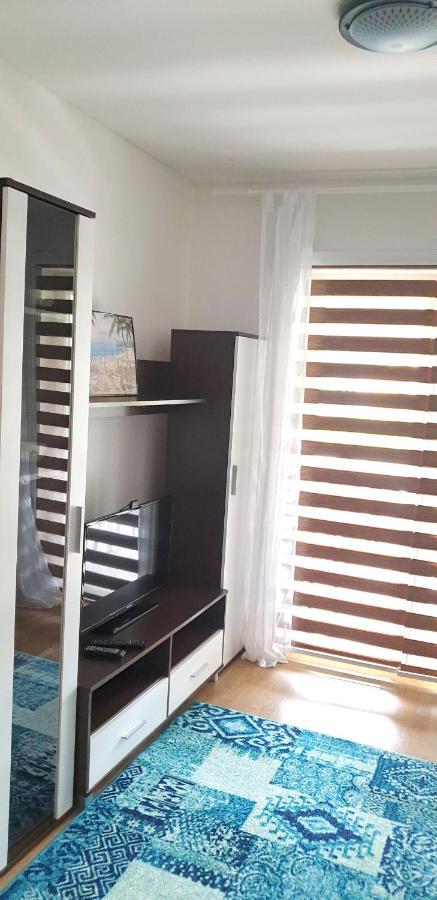 Apartments Kore Vir Ngoại thất bức ảnh