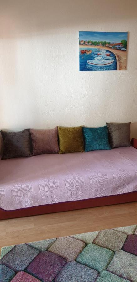 Apartments Kore Vir Ngoại thất bức ảnh