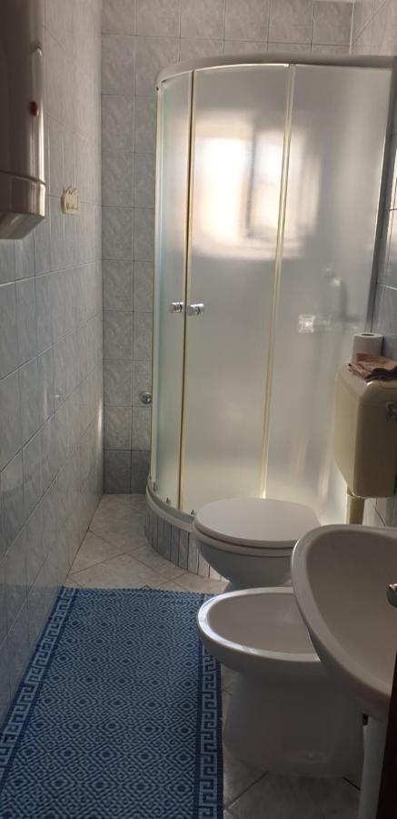Apartments Kore Vir Ngoại thất bức ảnh